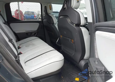 2024 Rivian R1T Adventure Dual Motor Max Pack/Adventure Dual Motor Perf Max Pack из США, поврежденный, VIN 7FCTGCAA9RN030688